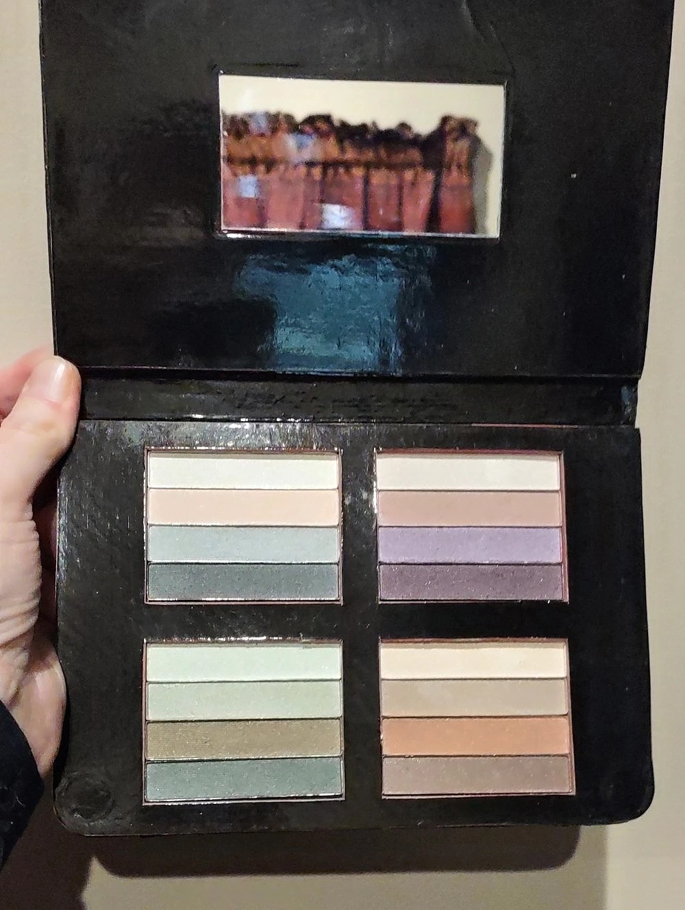 Jerome Alexander Bon Voyage Set 16 Eyeshadows Collection 16 Eyeshadow Collection